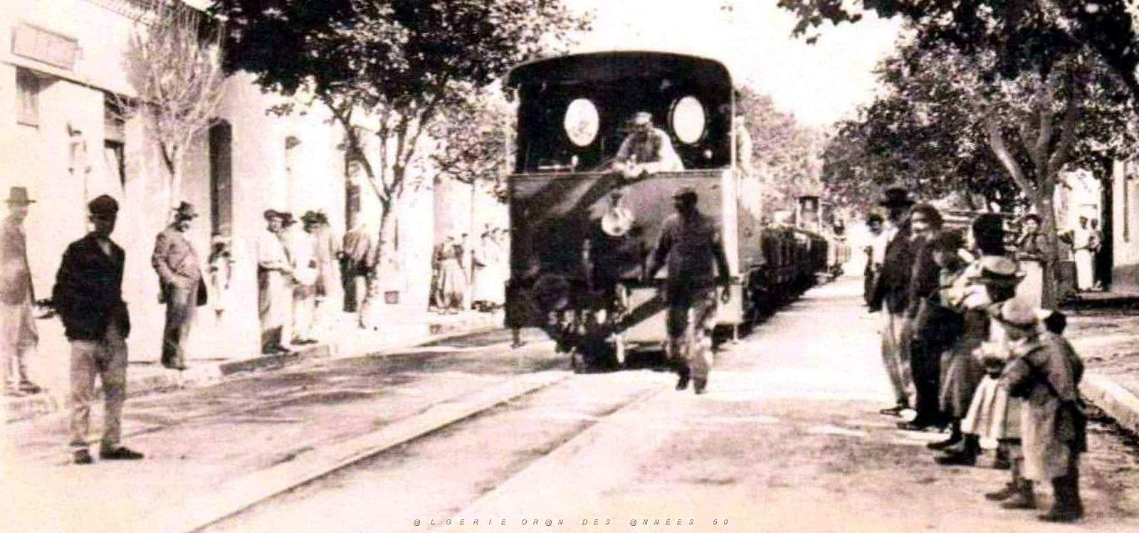 2151- Saint-Cloud - Rue de Kristel - Arrivee2 du Train des Mines.jpg